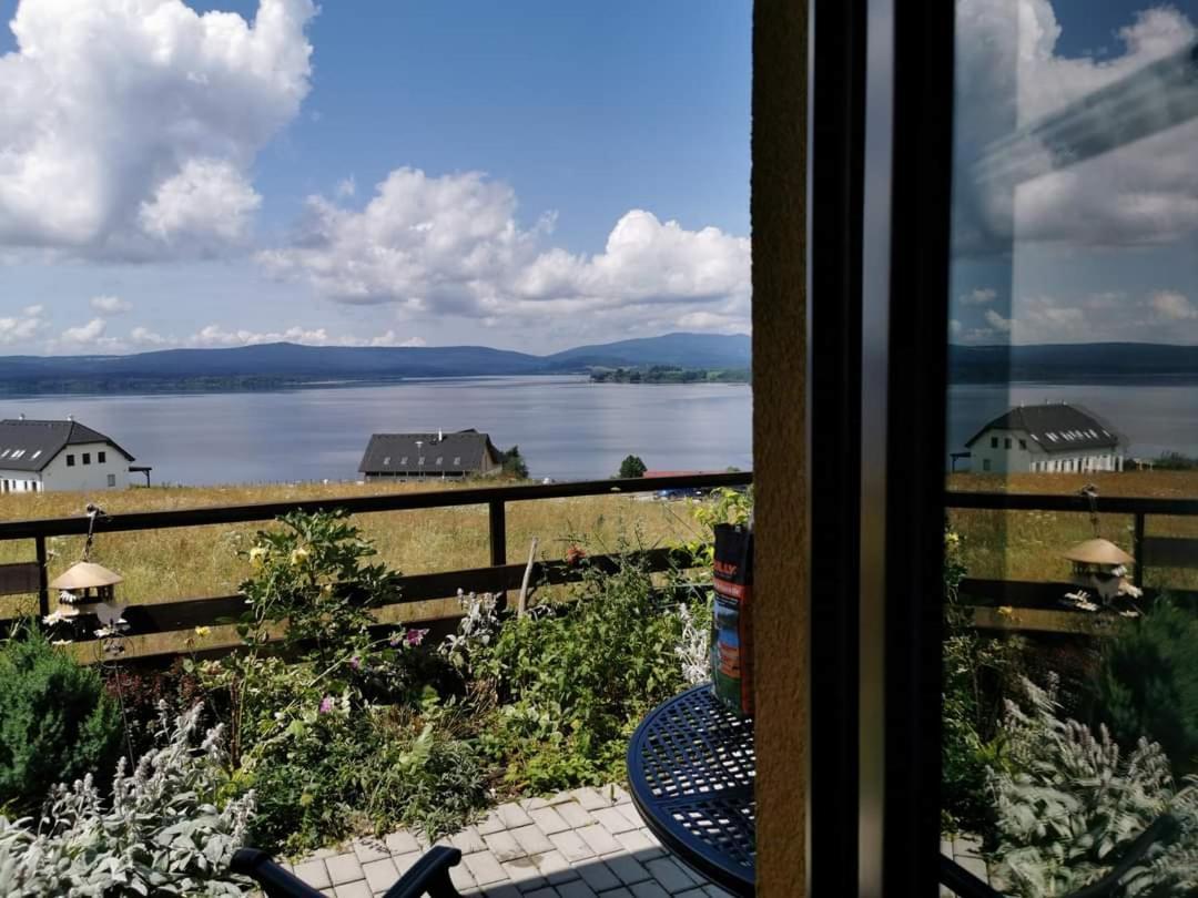 Apartman S Terasou A Vyhledem Na Jezero Lipno Kovářov Exterior foto